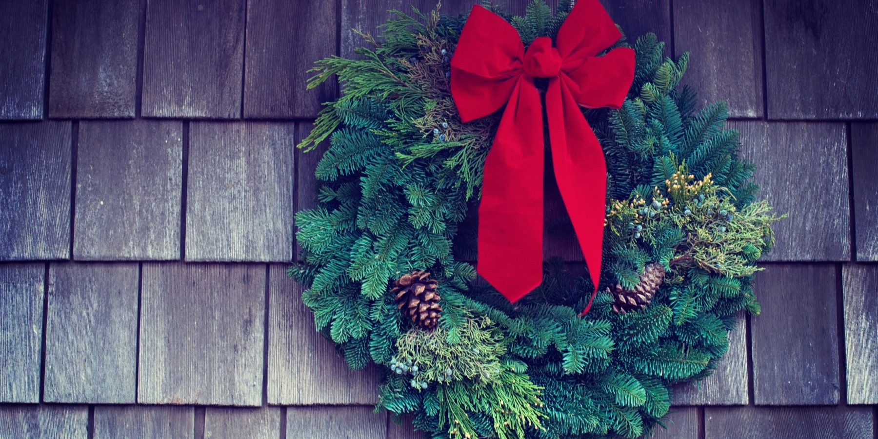 christmas_wreath_iosw4q9ozle-tim-mossholder